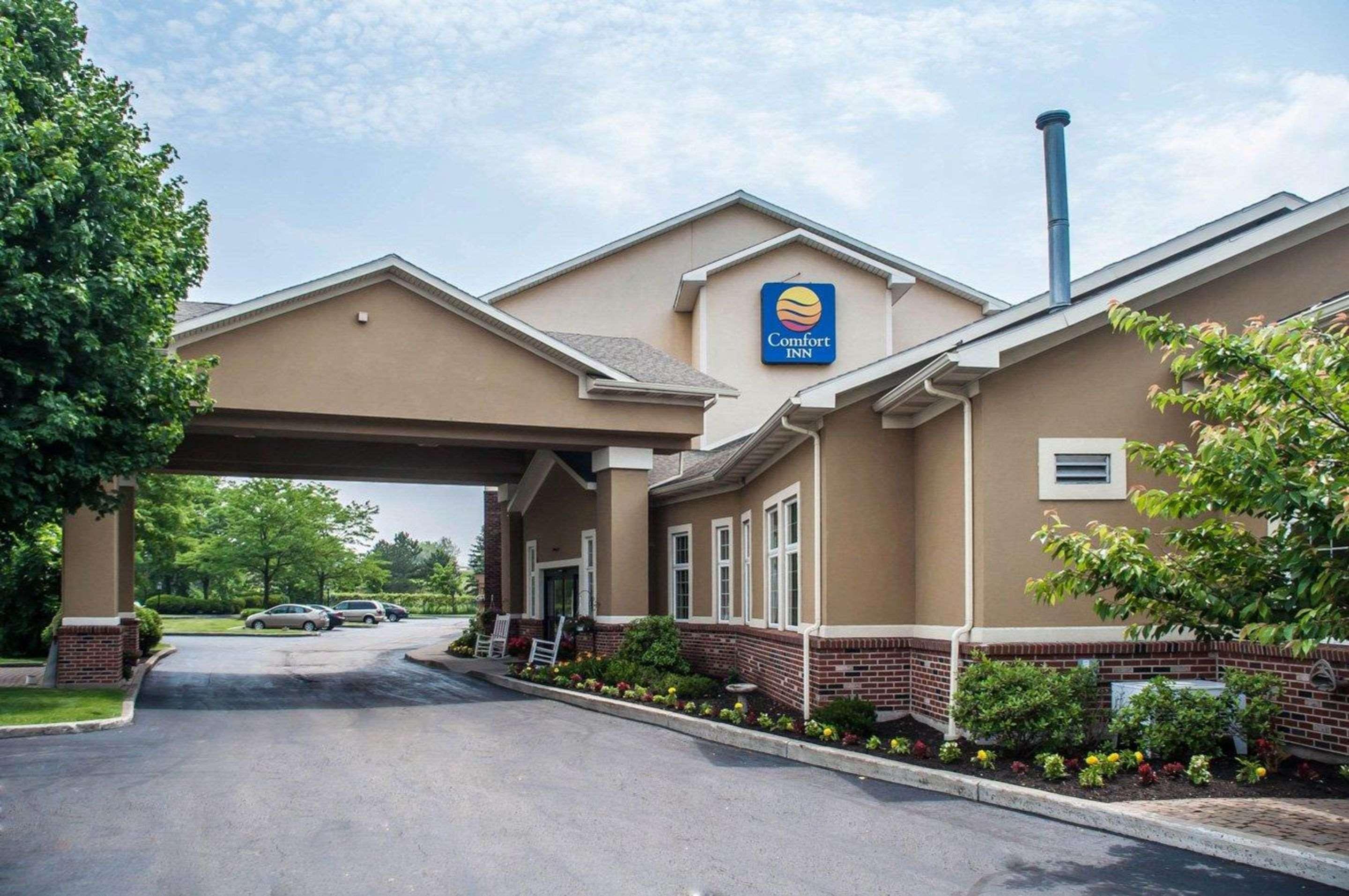Comfort Inn University Amherst Exteriör bild
