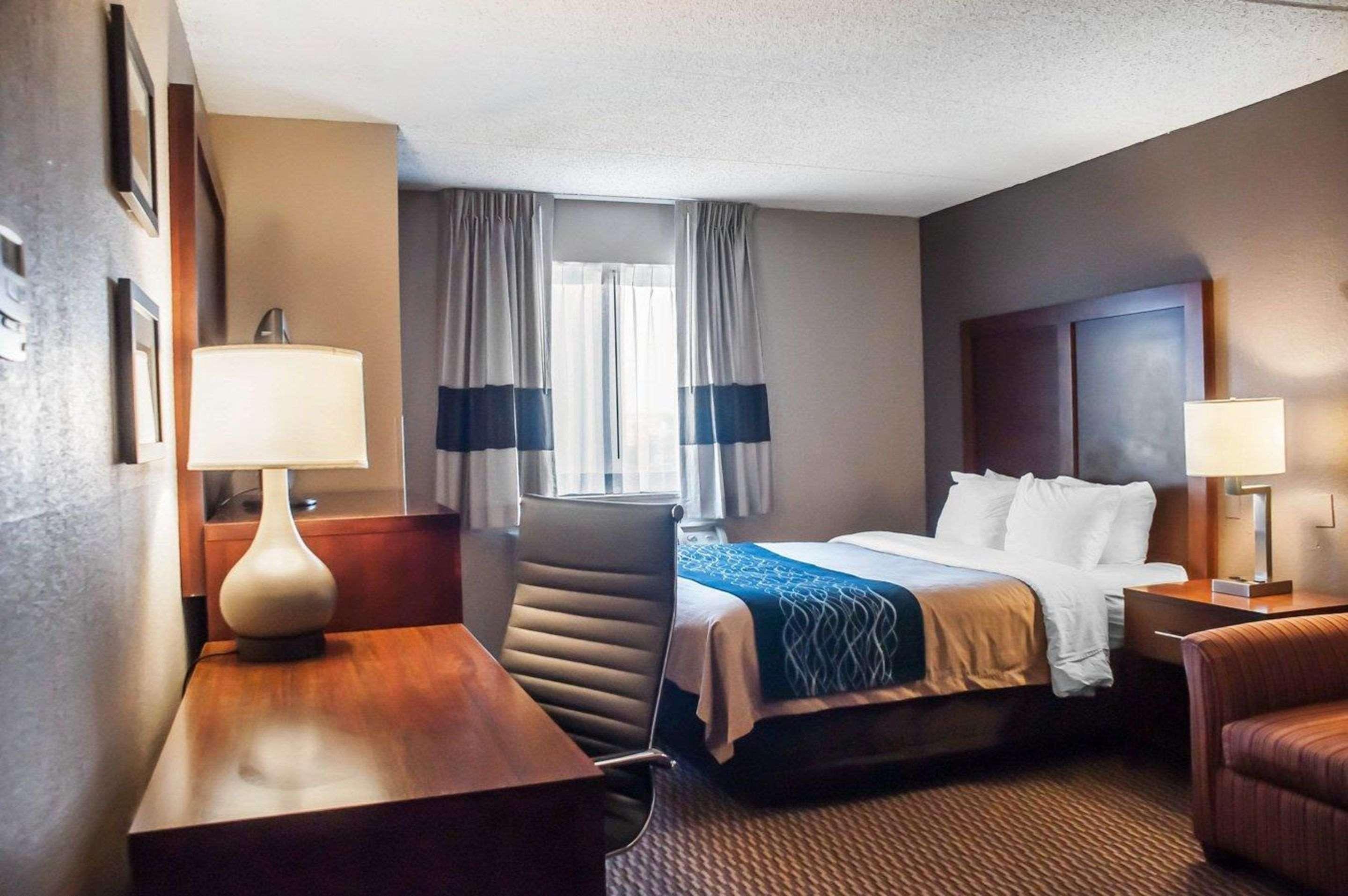 Comfort Inn University Amherst Exteriör bild