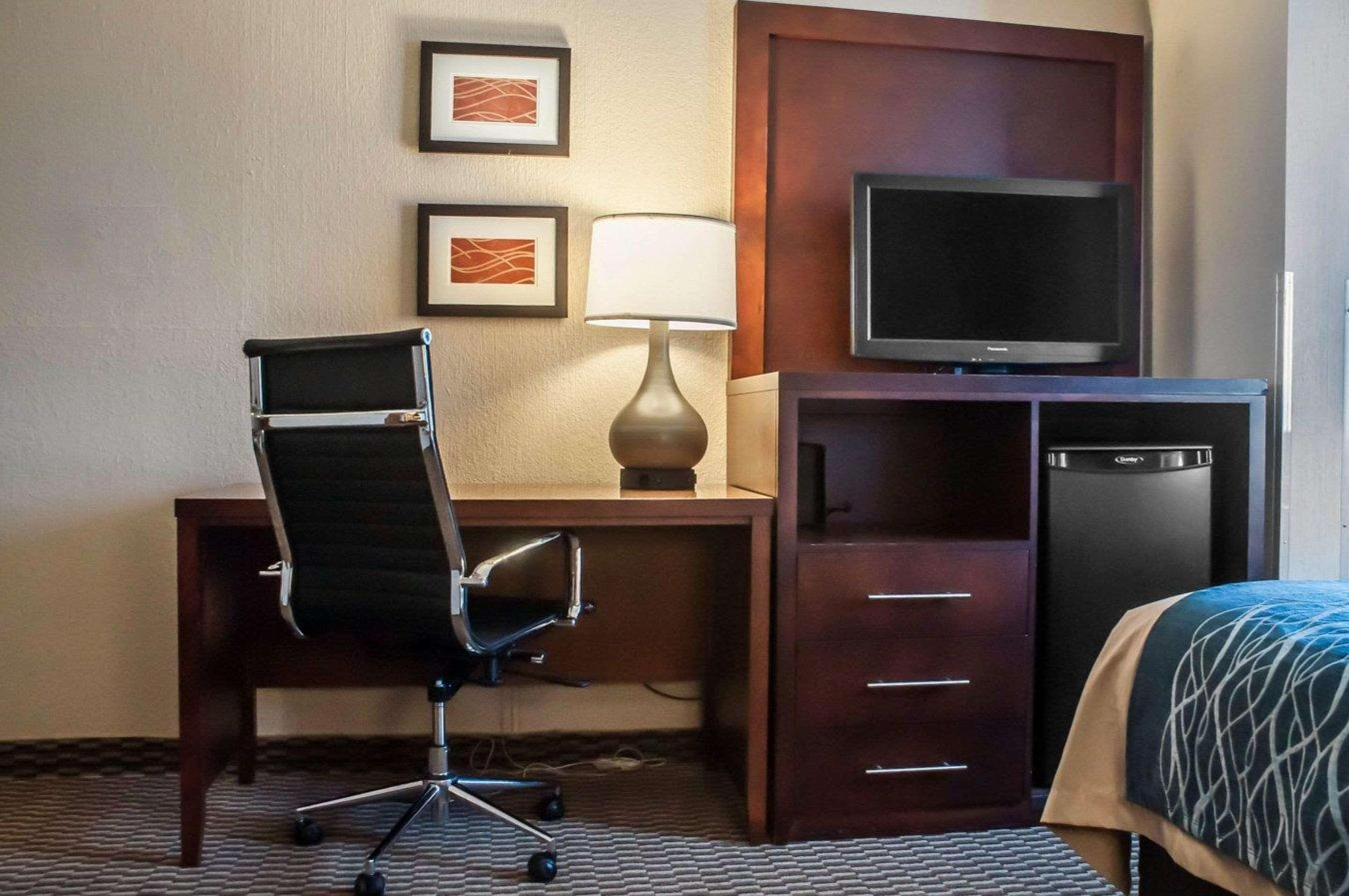 Comfort Inn University Amherst Exteriör bild